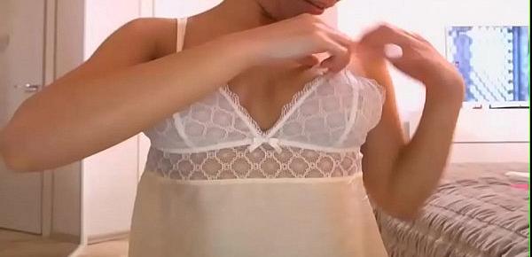  Busty Melissa in Hot Lingerie Masturbating